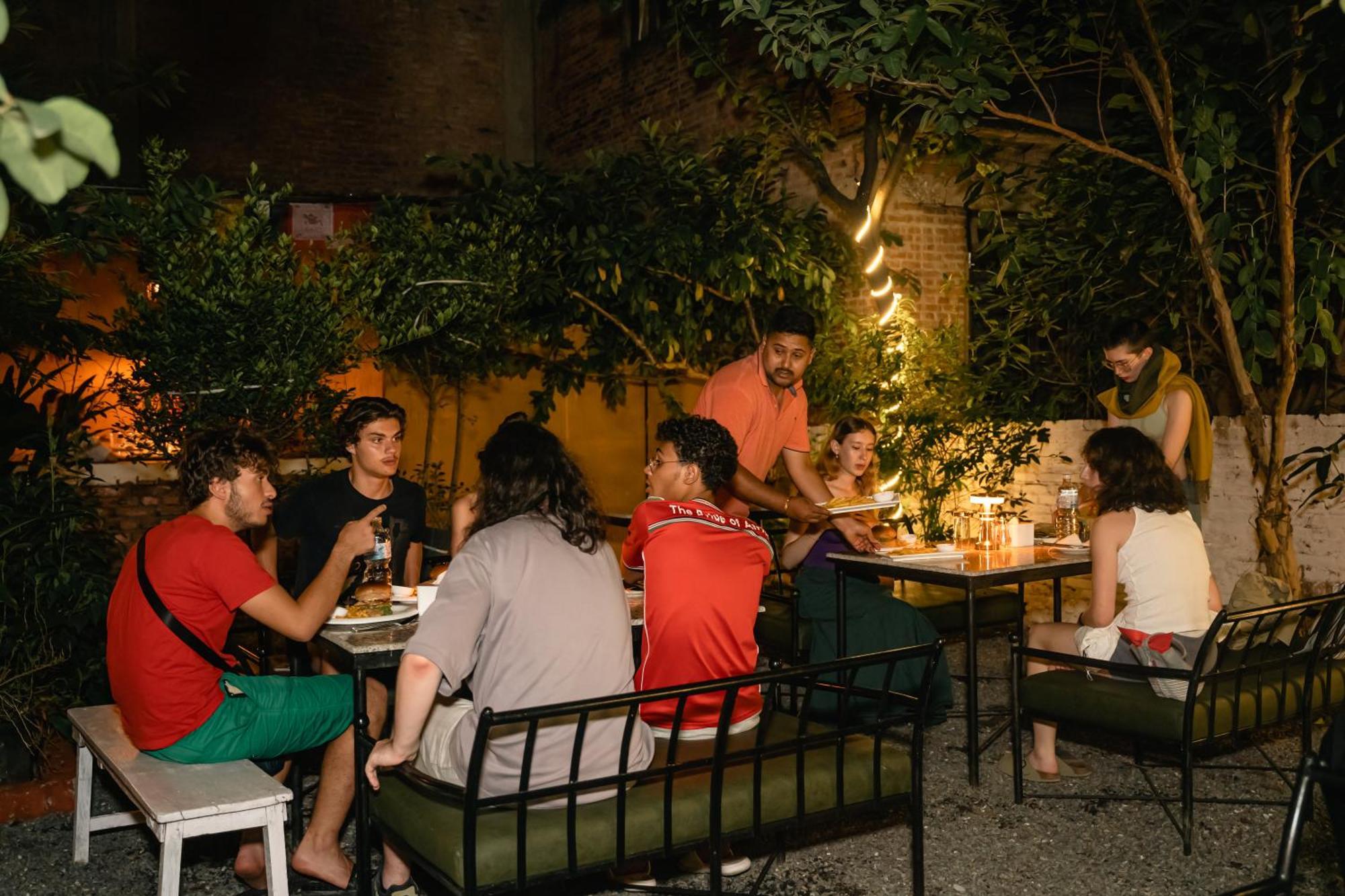 Kwabahal Boutique Hostel Катманду Экстерьер фото