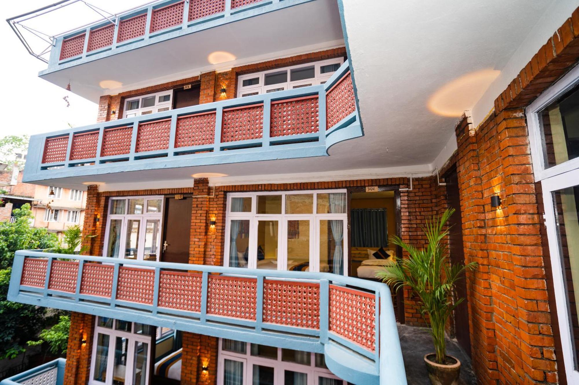 Kwabahal Boutique Hostel Катманду Экстерьер фото