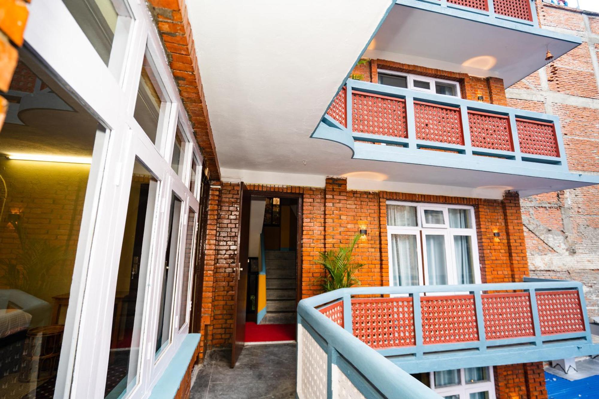 Kwabahal Boutique Hostel Катманду Экстерьер фото