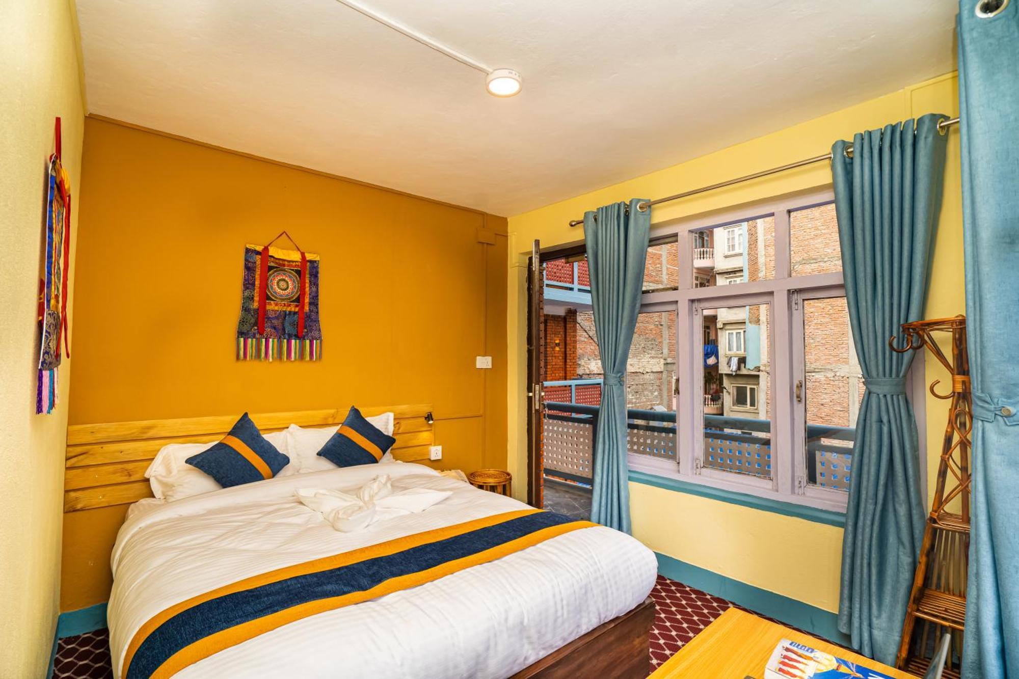 Kwabahal Boutique Hostel Катманду Экстерьер фото