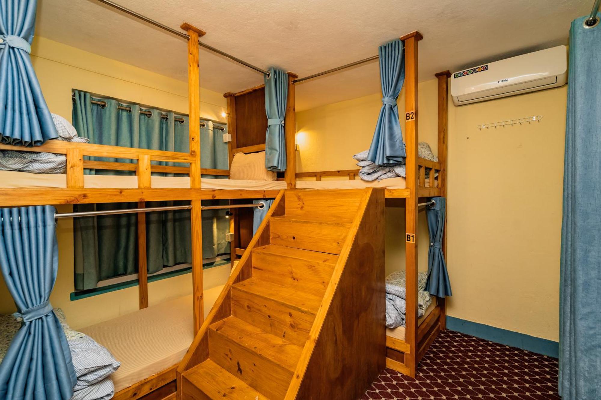 Kwabahal Boutique Hostel Катманду Экстерьер фото