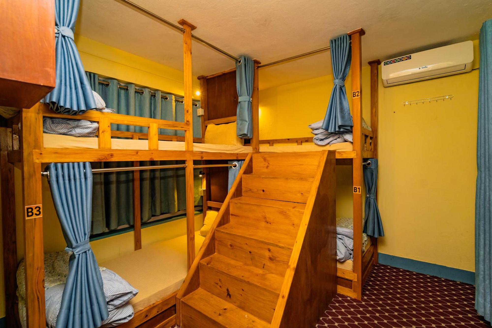 Kwabahal Boutique Hostel Катманду Экстерьер фото