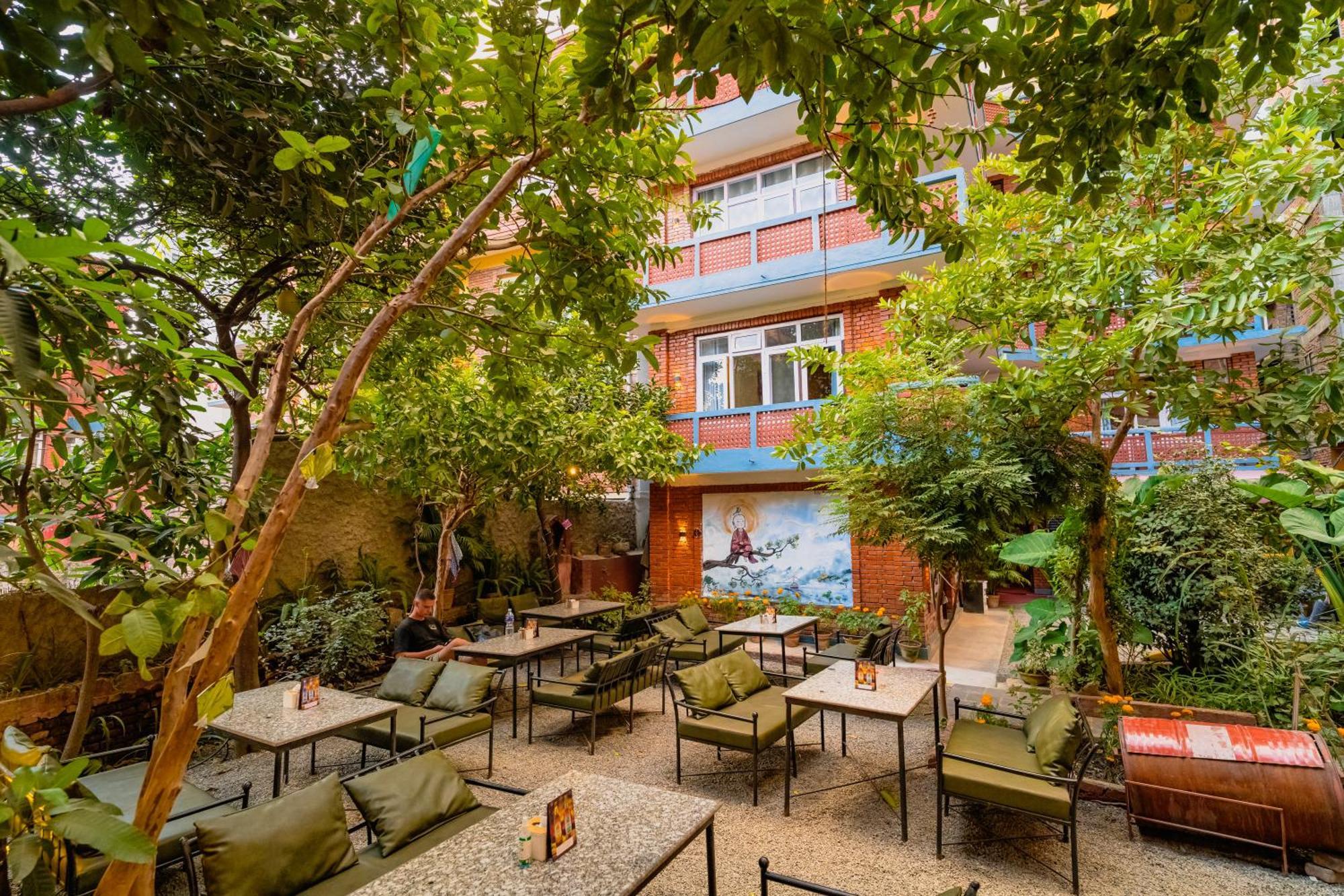 Kwabahal Boutique Hostel Катманду Экстерьер фото