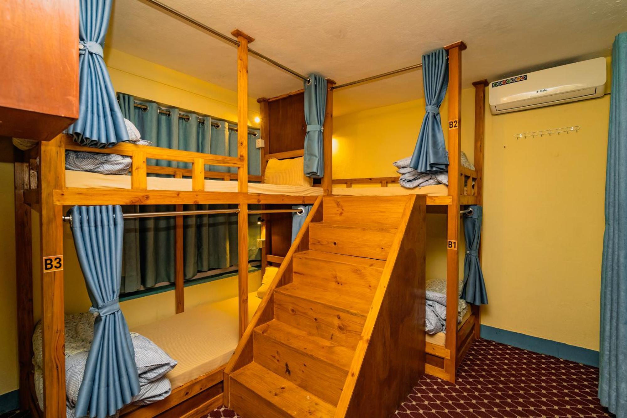 Kwabahal Boutique Hostel Катманду Экстерьер фото