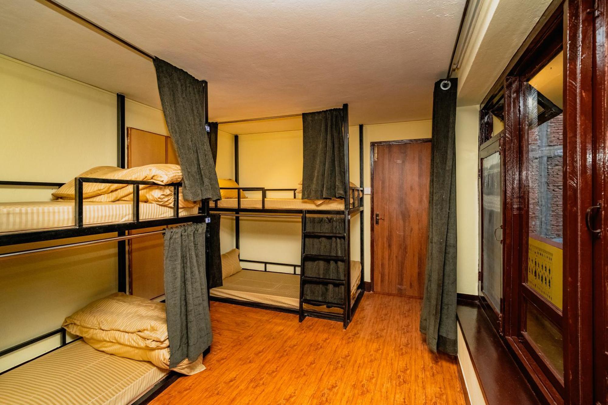 Kwabahal Boutique Hostel Катманду Экстерьер фото